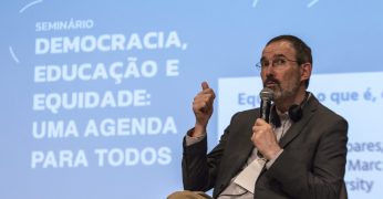 Democracia e equidade passa por uma sociedade civil forte e participativa