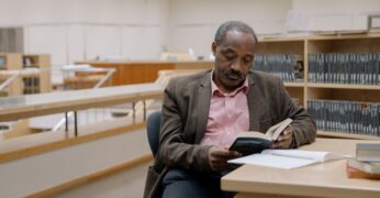 Cinco livros para compreender os impactos das desigualdades na saúde mental