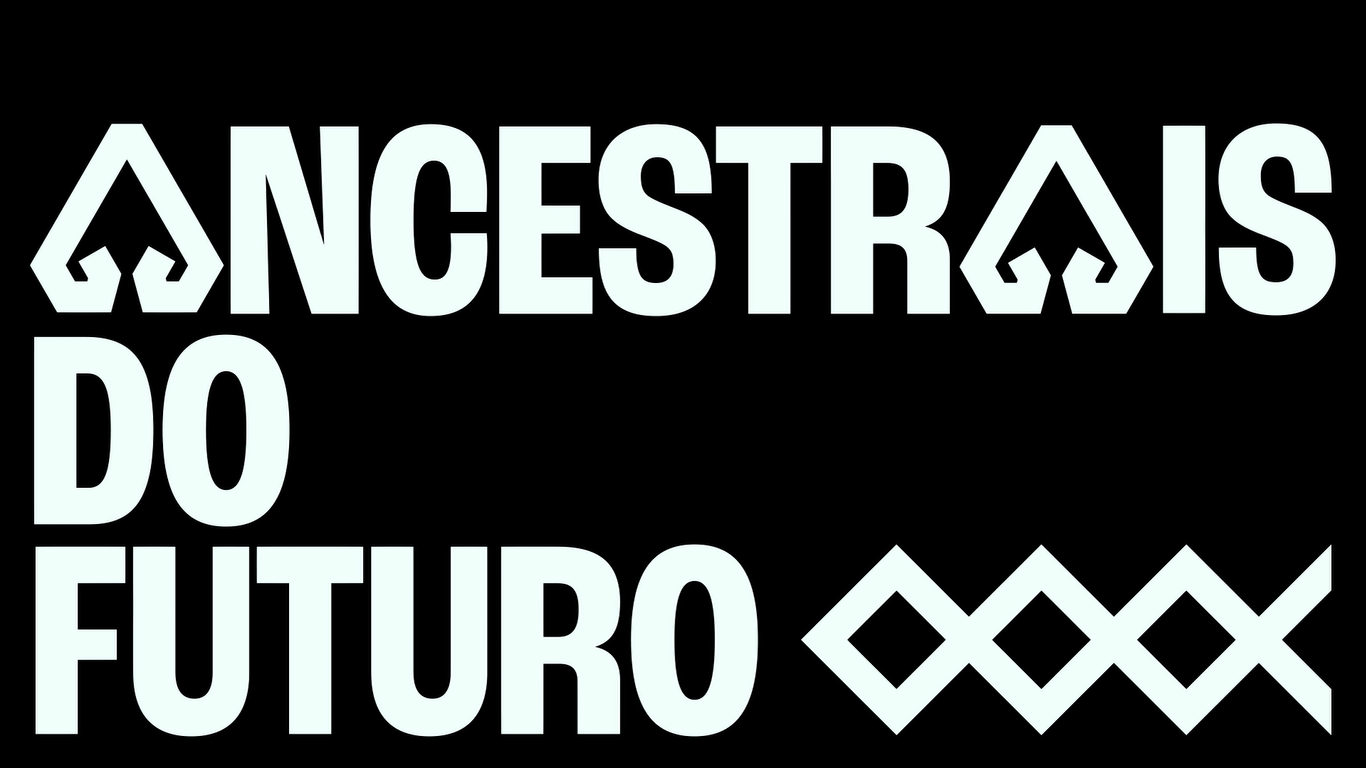 Logo da websérie Ancestrais do Futuro. A imagem tem predominância da cor preta e o título da série aparece na cor branca, com elementos que representam a sanfoka. A imagem é usada para ilustrar o texto sobre a sexta temporada da websérie Ancestrais do Futuro.